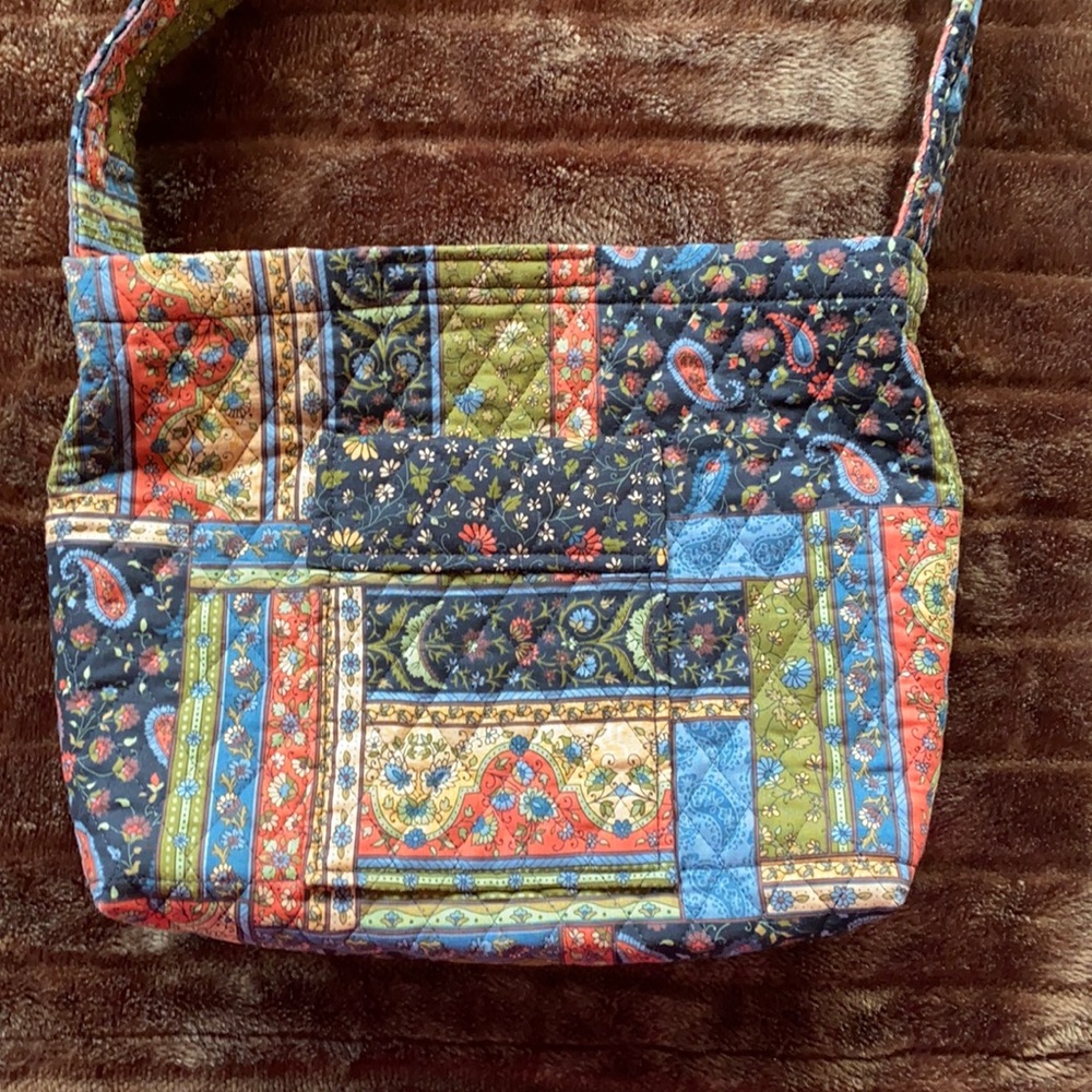 Handmade Quilted Tote Bag with‎ Pockets